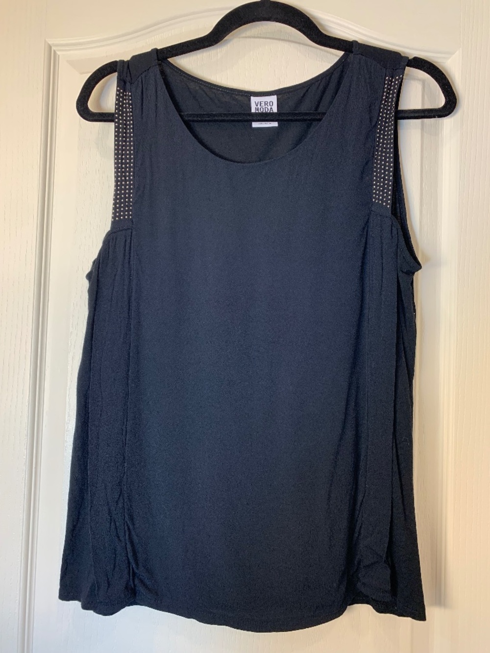 Vero Moda‎ Black Studded Tank Top Gold Details Sleeveless Blouse Size Large